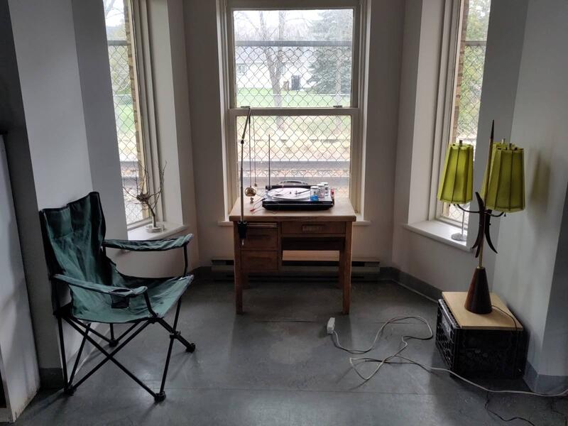 Chill/exhibition space