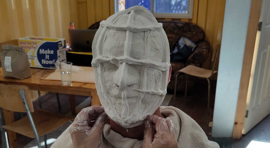 Application bande de plâtre