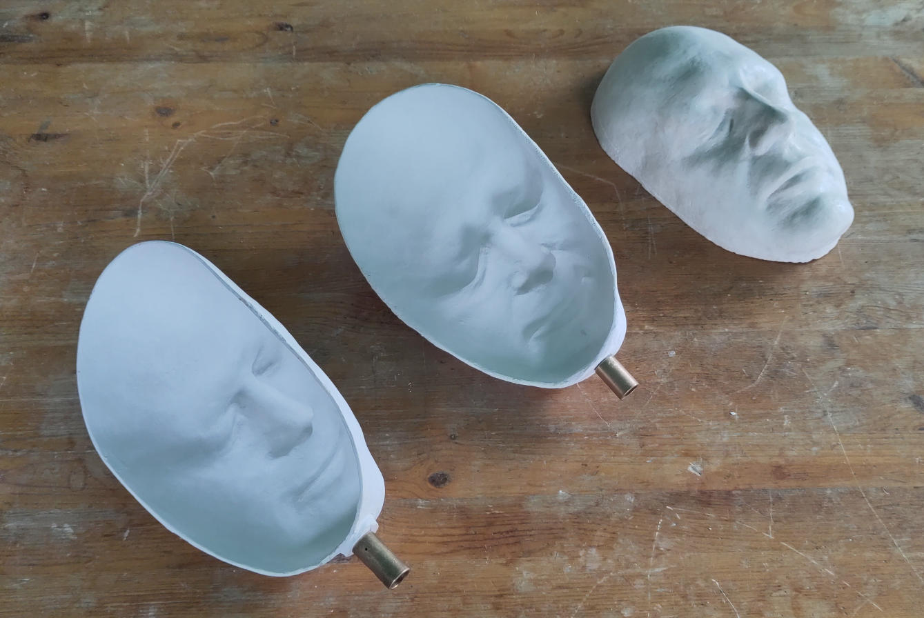 plâtre sculpté sur moule chlorofoam  + plâtre - concave